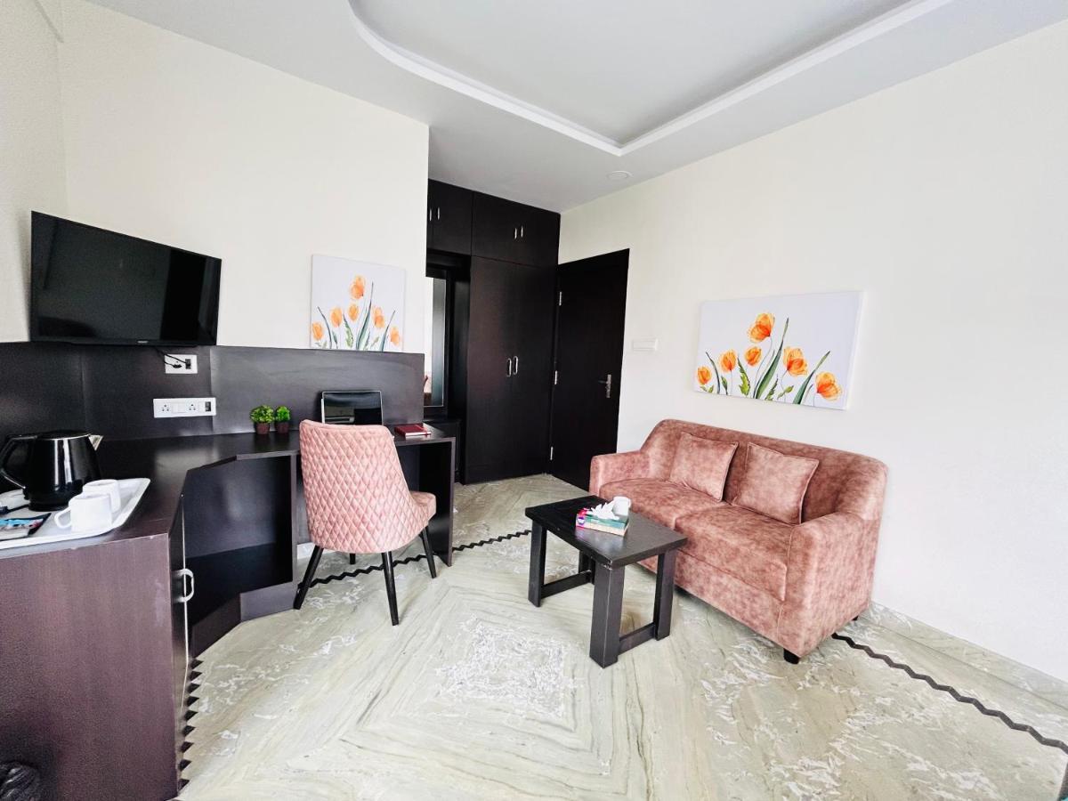 Bluo Lake View Newtown - Boutique Hotel 콜카타 외부 사진